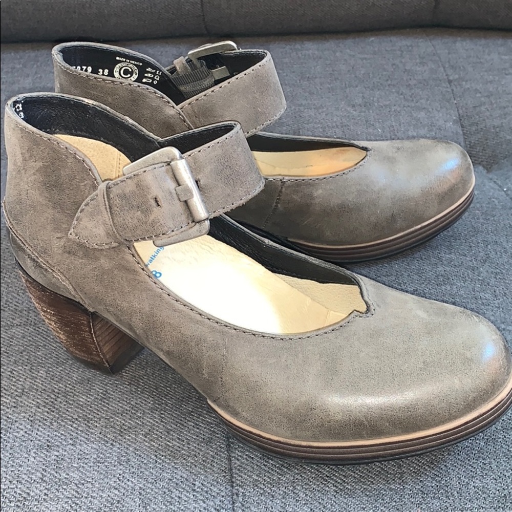 Wolky Gray Brushed Leather Aya Buckle Heels Sz 38